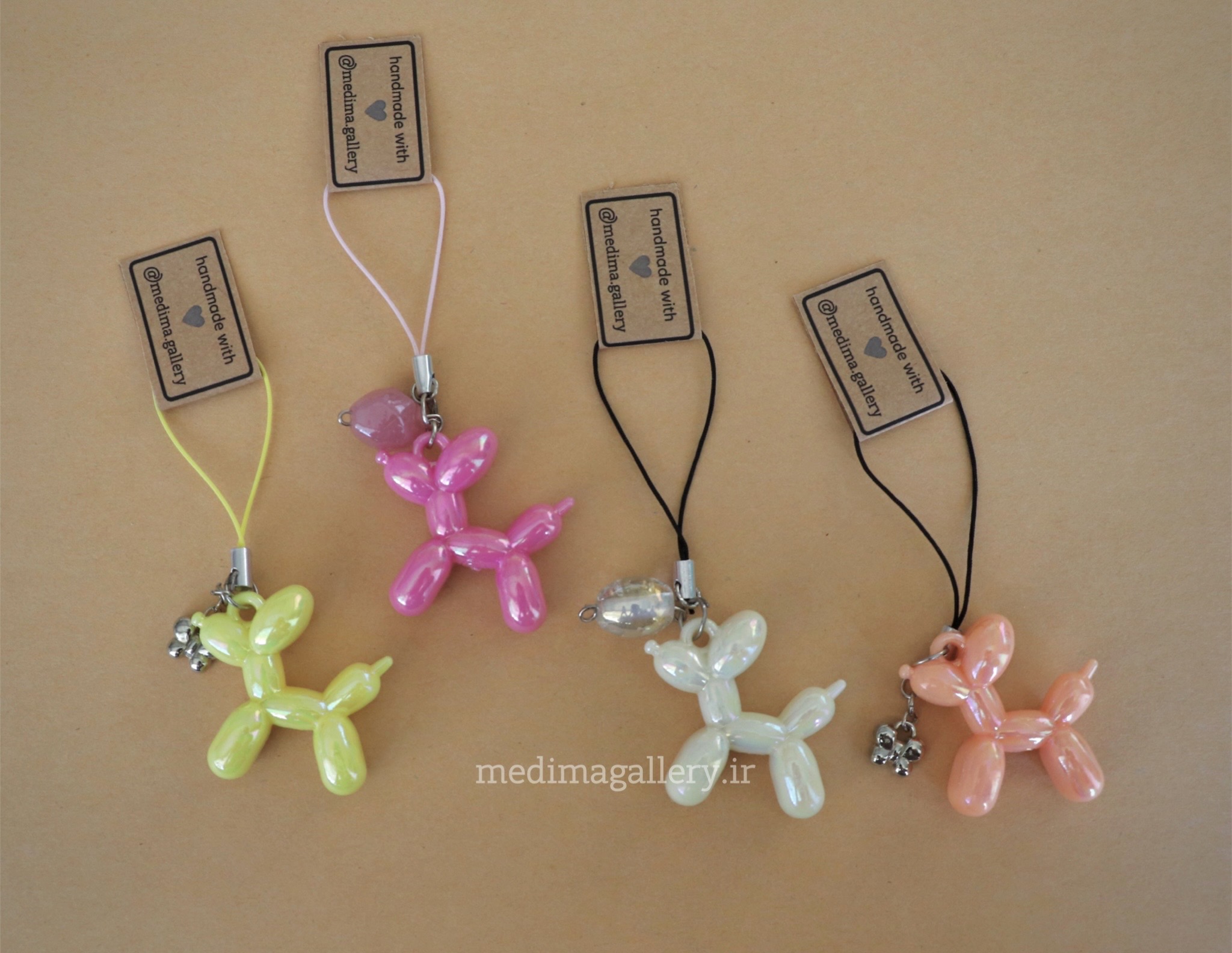 آویز پینترستی سگ بادکنکی (Balloon Dog)